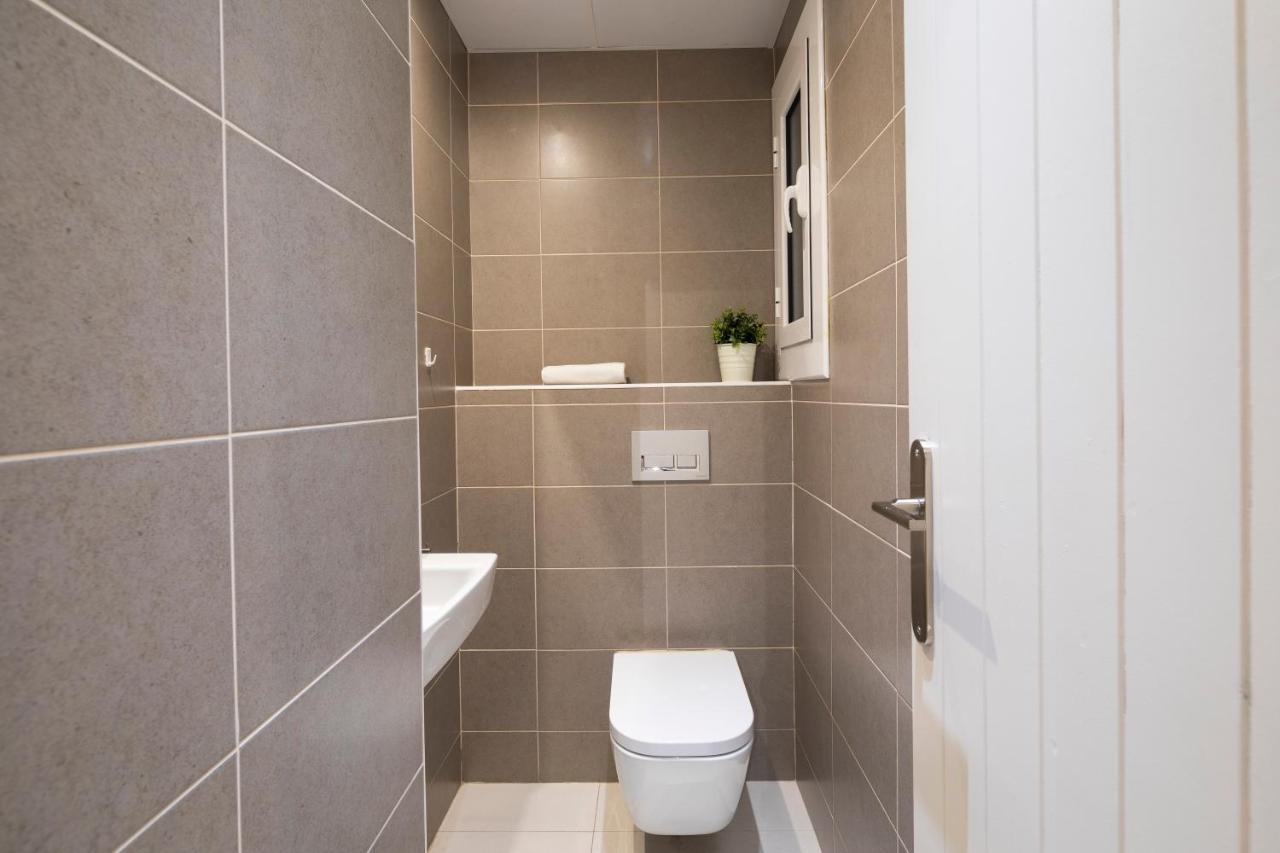Chic Gran Via Apartment Барселона Екстериор снимка