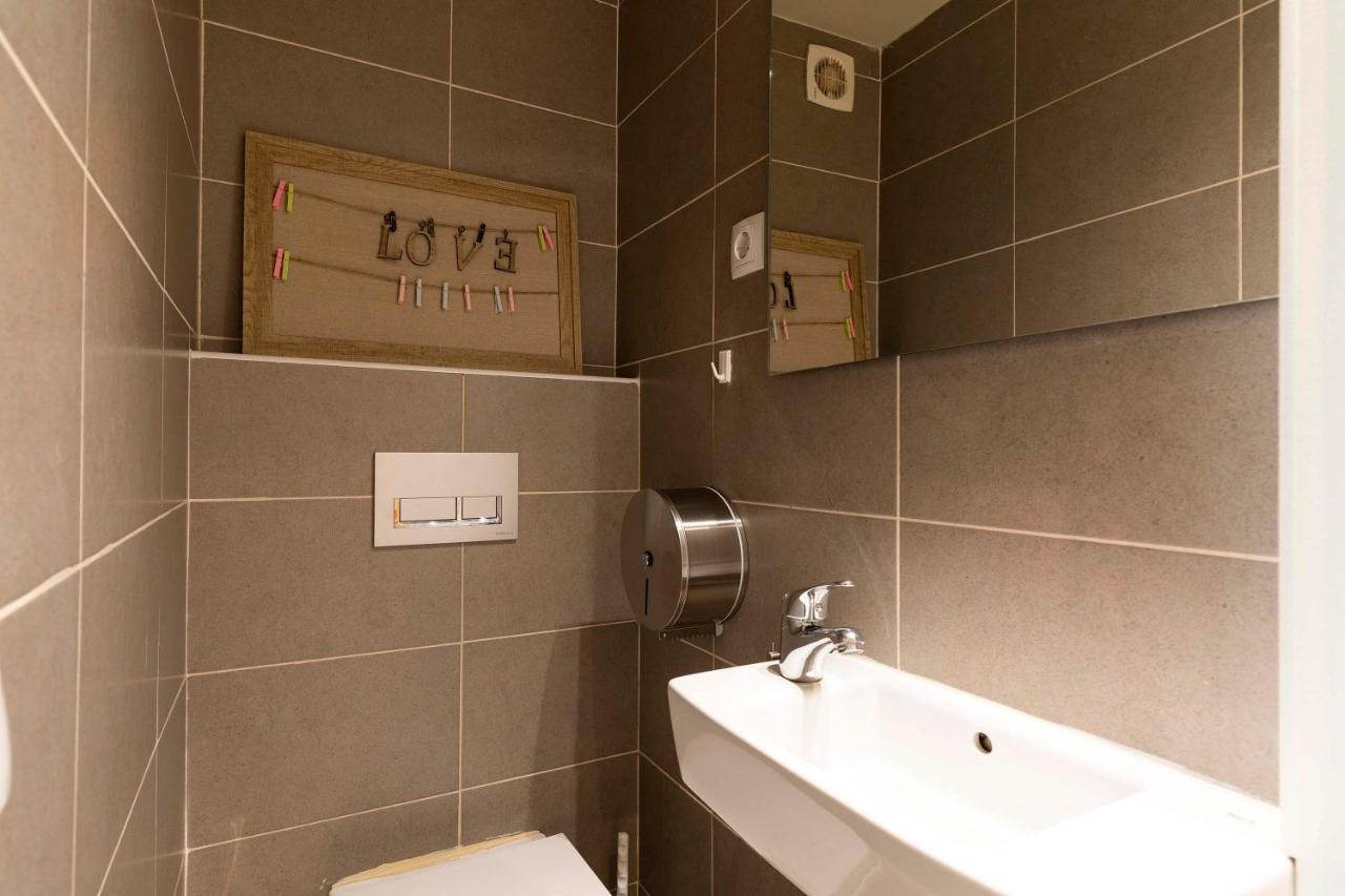 Chic Gran Via Apartment Барселона Екстериор снимка